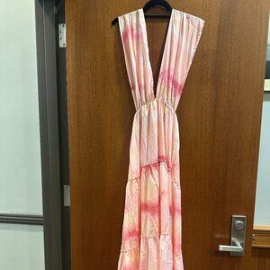 Never worn with tag Mundefeis pink ombre long halter dress size large
